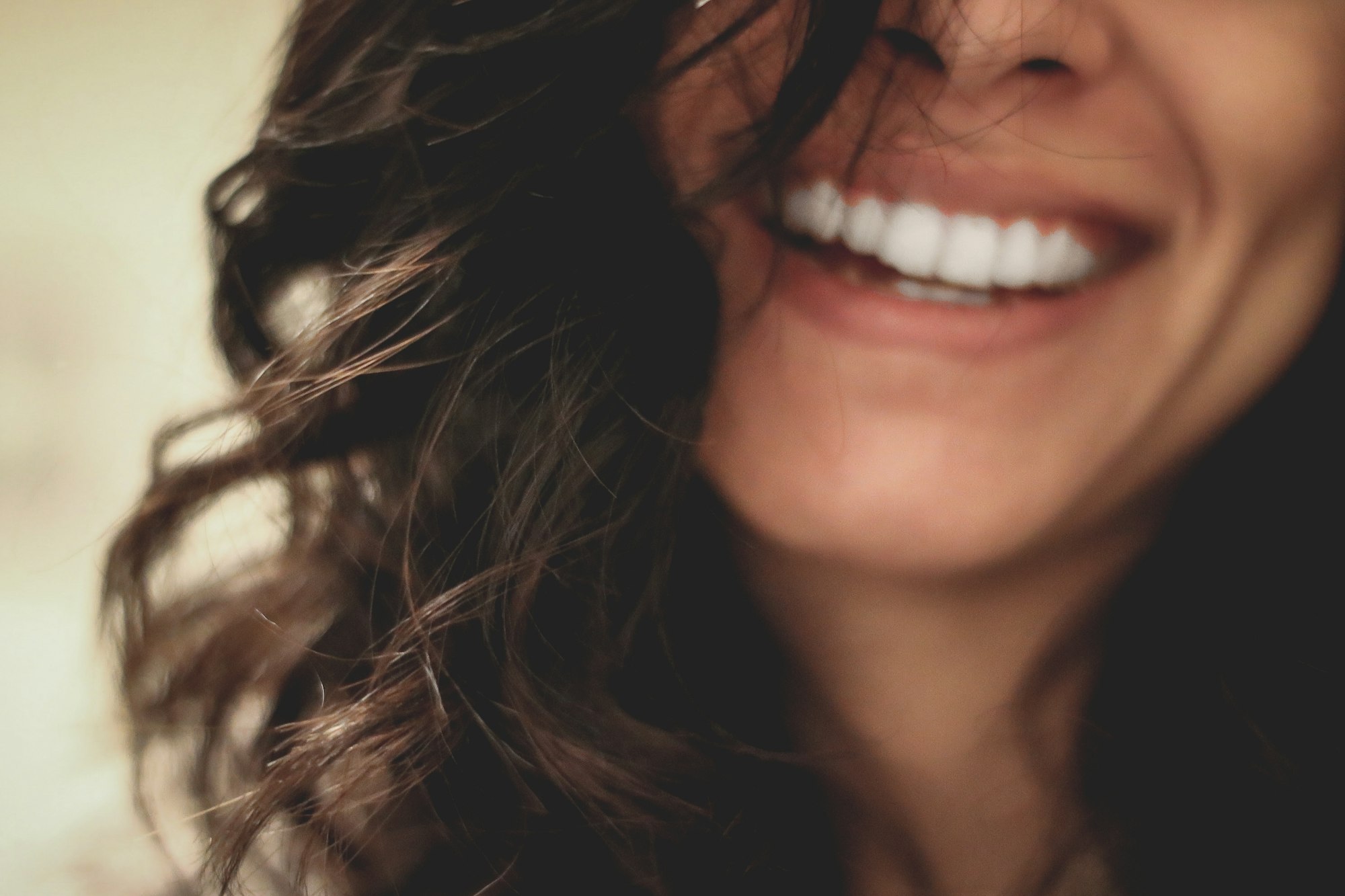 Imagen editorial referencial relacionada con Diseño Sonrisas